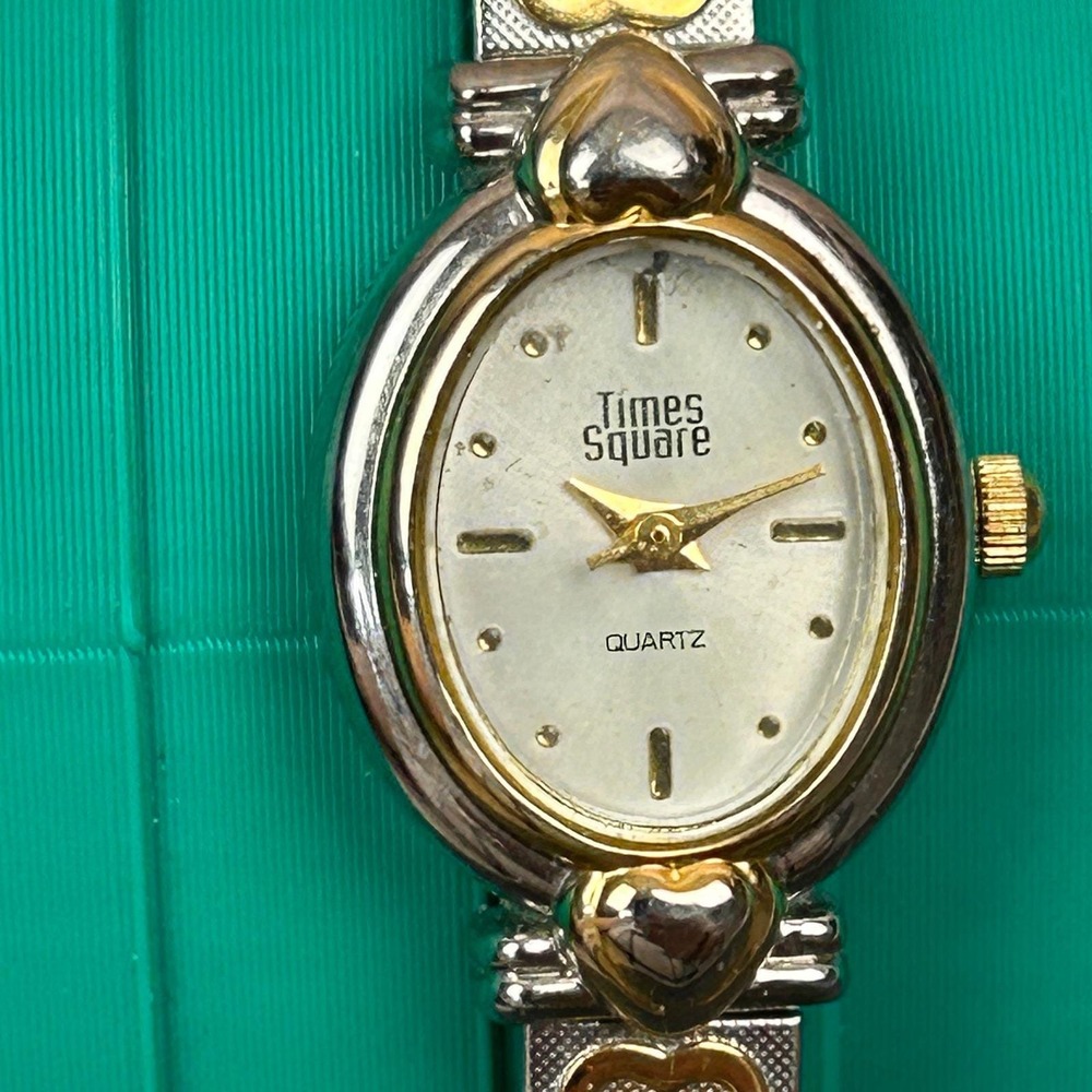 Times Square Quartz Women's‎ Oval Face Two Tone Heart Link Watch TX5308QB